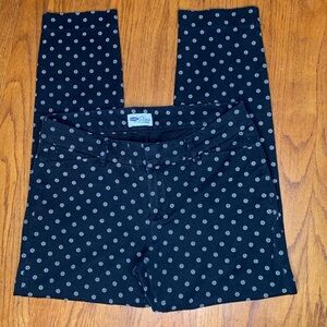 OLD NAVY TWELVE PIXIE JEANS SIZE 6 REGULAR